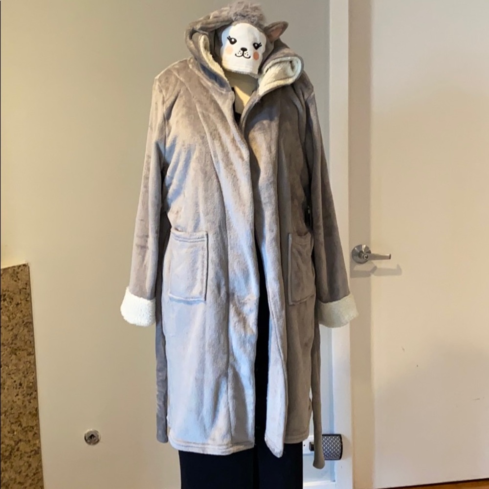 2/$50 Llama Hoodie Robe - Picture 1 of 6